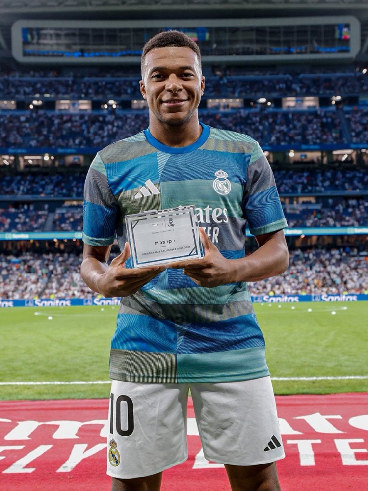 开云网站-皇马官方宣布姆巴佩当选2024/25赛季最佳体魄球员