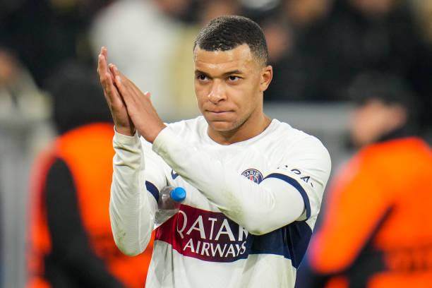 开云下载-王勤伯：恩里克又整活，大巴黎满足第二自甘三流