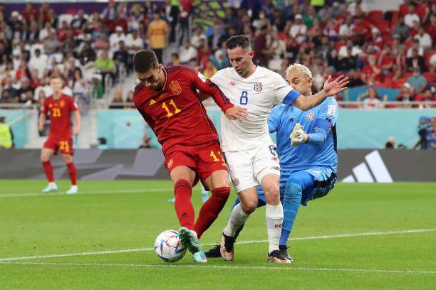 开云网站-梁宏业：西班牙踢的不是艺术足球，而是足球的艺术