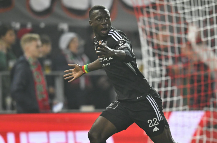 高级货！中超豪门追求法甲射手，转会费2千万元！锁定冬窗标王？