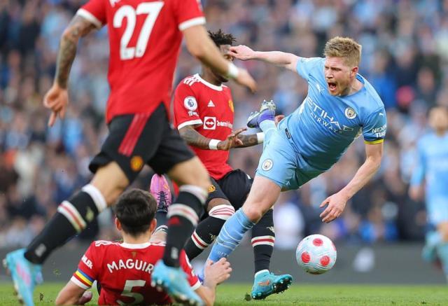 开云网站-德布劳内多项数据压曼联全队，瓜帅劝他别太无私