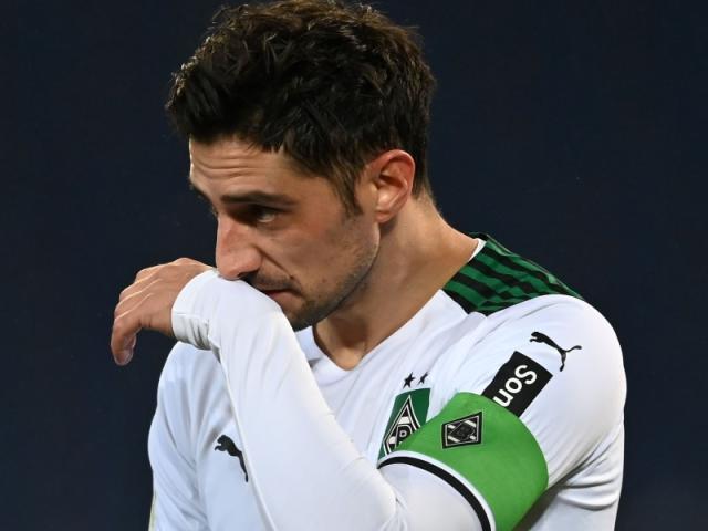 开云登录网址入口-只会吃饭睡觉打拜仁，门兴竟被德乙保级队3球淘汰