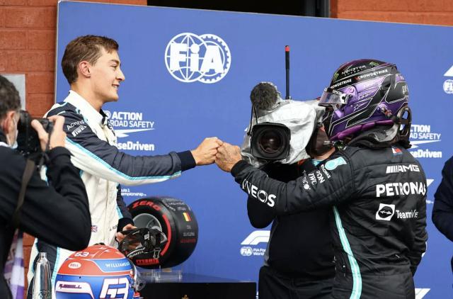 1630577086432084318.png 开云登录网址入口-F1车手转会暗流涌动 莱库宁退役将引发连锁效应?