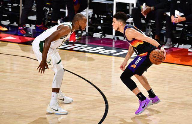 1625901819513039291.jpg 雄鹿再临0比2落后绝境 三个趋势将决定总决赛走势