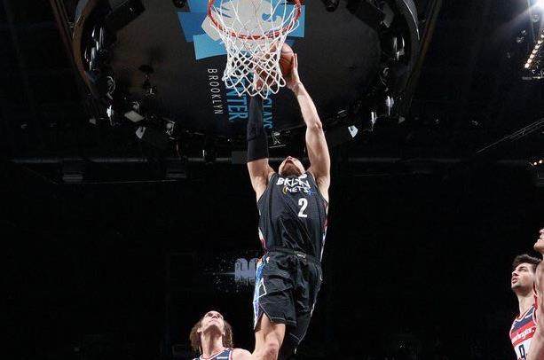 开云下载-篮网首秀终结扣篮荒！格里芬重生之路迈出第一步