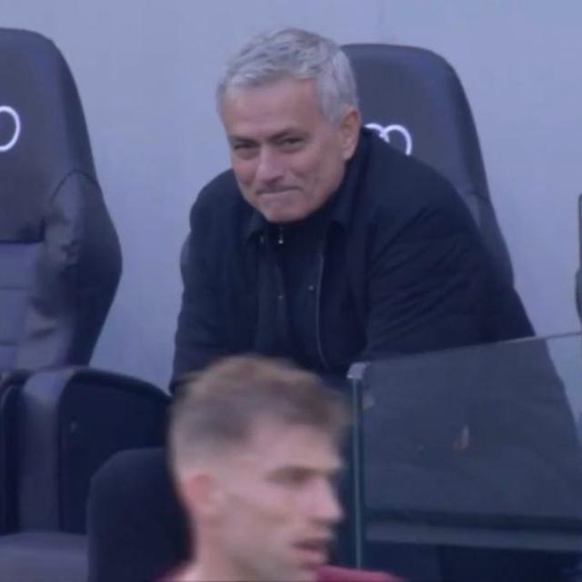 1614531348935086222.jpg 开云下载-腾云驾雾再起飞!贝尔扬眉吐气 穆帅露出笑容