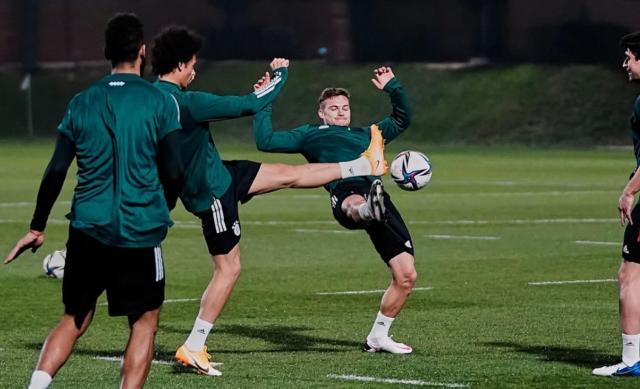 1612861911823069033.jpg 开云网站-折腾之旅与热身赛过后,拜仁还差一场登基“六冠王”